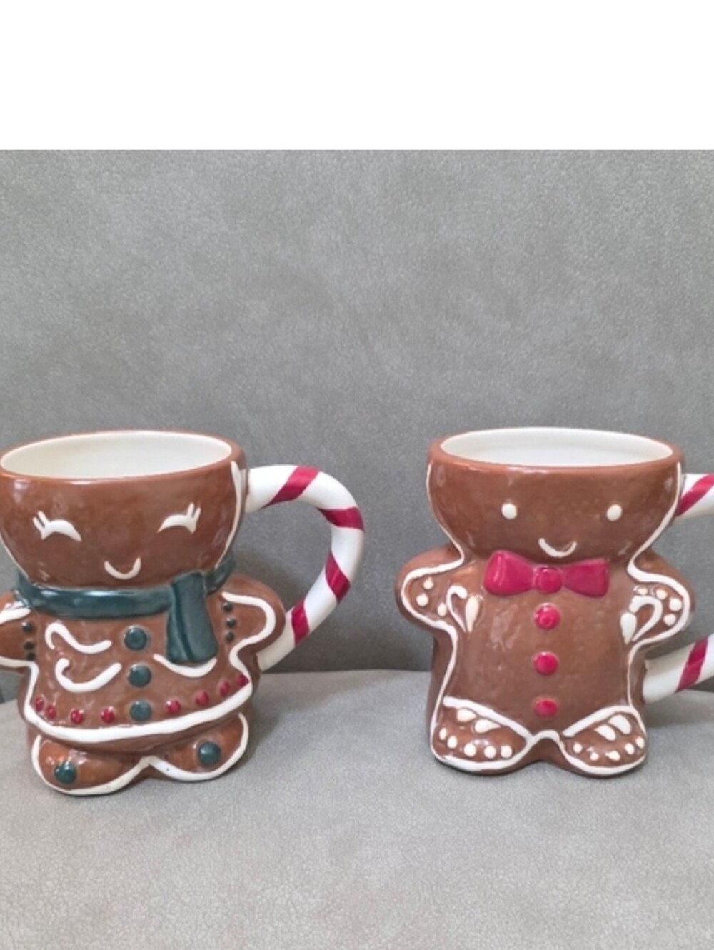 Pottery Barn Mr and Mrs Spice  Gingerbread Man and Woman Stoneware Mugs